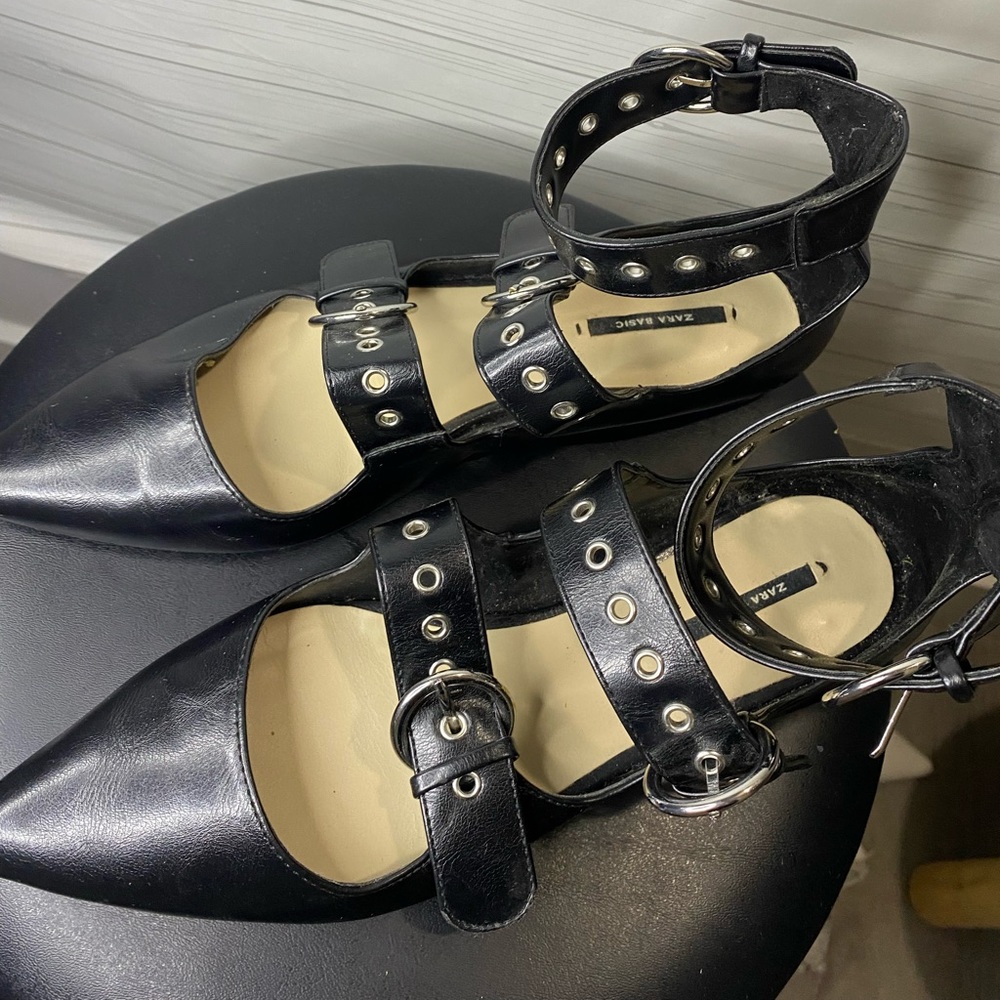 Zara US 9.5 EU 40 Black Flats Straps Loafers Mary Jane